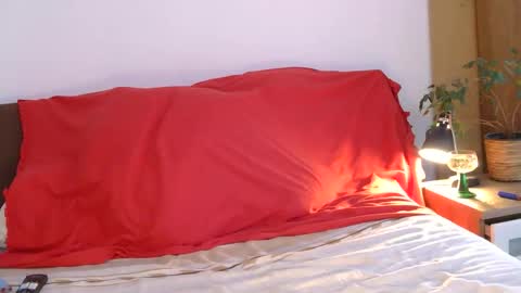 edelholz87 online show from 04.20.26