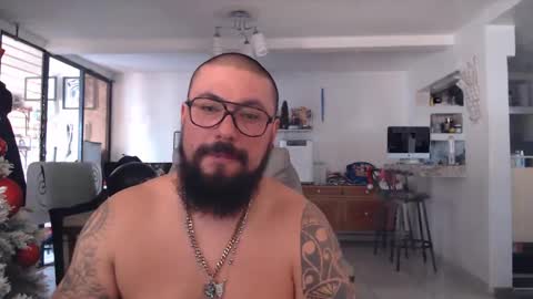 Snapshot of edgarram83 chatting on 12.12.24 edgarram83 online show from 12.12.24