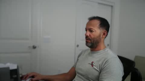 Snapshot of edge_masters chatting on 06.09.26 EdgeM online show from 06.09.26