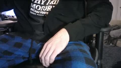 Snapshot of edged_biker chatting on 01.06.25 edged biker online show from 01.06.25