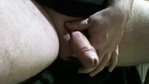 Snapshot of edgingchubsub chatting on 02.01.25 edgingchubsub online show from 02.01.25