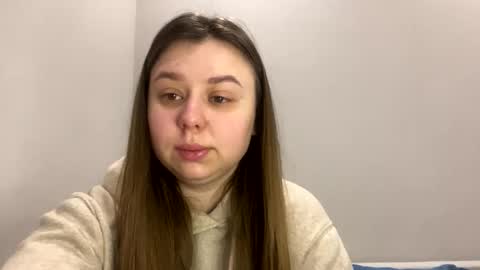 Snapshot of edina77 chatting on 03.18.26 Edina online show from 03.18.26