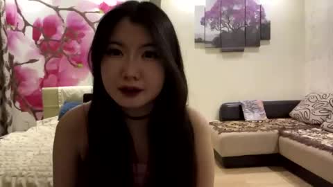 Snapshot of edinabluett chatting on 04.27.26 Eri online show from 04.27.26