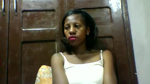 Snapshot of edwige770943 chatting on 04.26.26 edwige770943 online show from 04.26.26