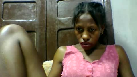 Snapshot of edwige770943 chatting on 05.11.26 edwige770943 online show from 05.11.26