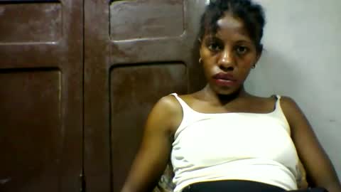 Snapshot of edwige770943 chatting on 05.15.26 edwige770943 online show from 05.15.26