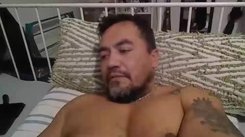 Snapshot of edwill13 chatting on 01.05.26 EdM online show from 01.05.26