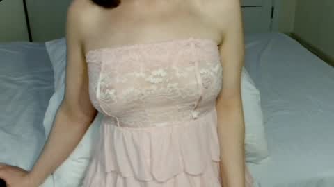 Snapshot of eelena4kiss chatting on 05.12.26 eelena4kiss online show from 05.12.26