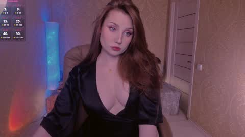 Snapshot of eesmaaarr chatting on 01.21.25 eesmaaarr online show from 01.21.25