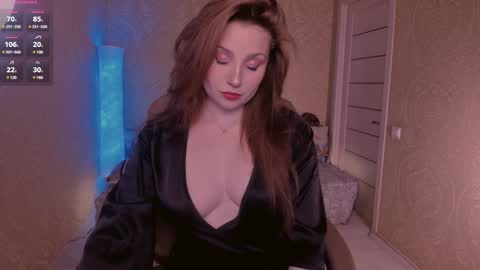 Snapshot of eesmaaarr chatting on 02.01.25 eesmaaarr online show from 02.01.25