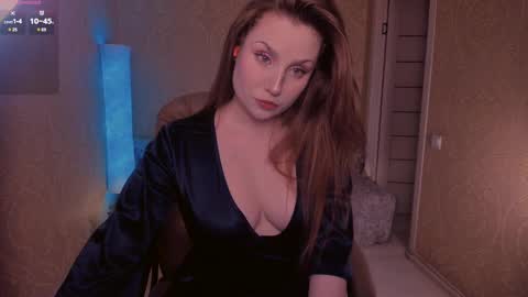 Snapshot of eesmaaarr chatting on 02.28.25 eesmaaarr online show from 02.28.25