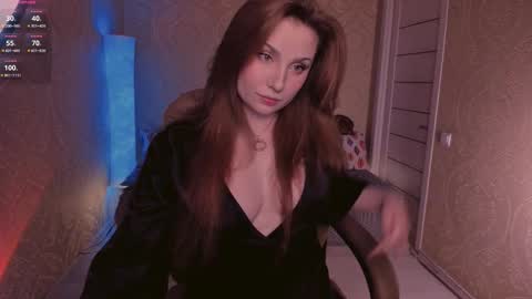 Snapshot of eesmaaarr chatting on 09.18.25 eesmaaarr online show from 09.18.25