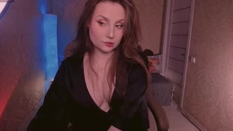 Snapshot of eesmaaarr chatting on 09.21.25 eesmaaarr online show from 09.21.25