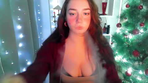 Snapshot of effie_balconii chatting on 12.26.24 effie_balconii online show from 12.26.24