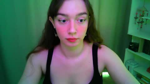 Snapshot of effie_balconii chatting on 05.11.26 effie_balconii online show from 05.11.26