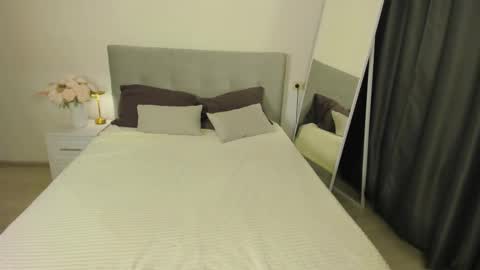 Effie Mur online show from 12.01.25