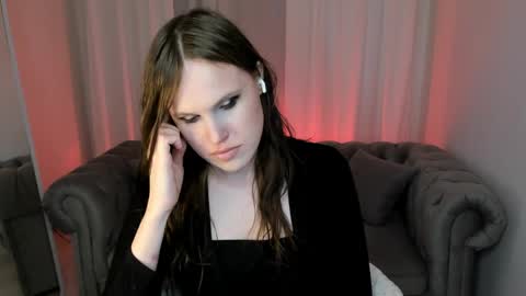 Effie Mur online show from 06.02.26
