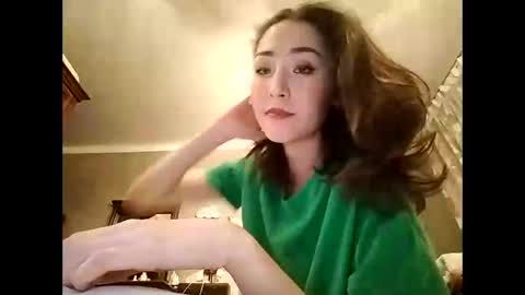 Effy online show from 12.16.24