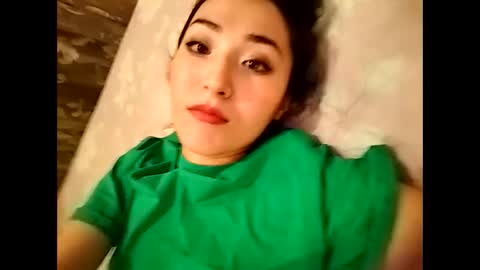 Effy online show from 12.16.24