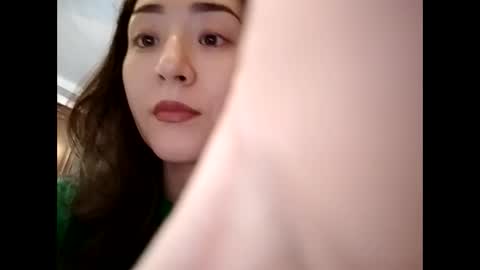 Effy online show from 12.18.24