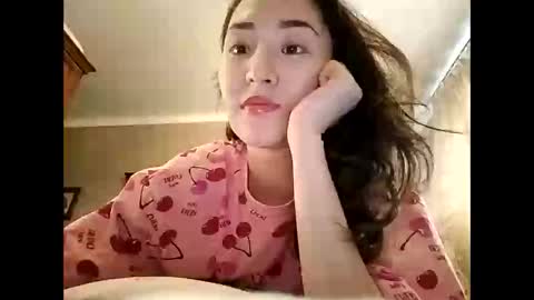 Effy online show from 02.15.25