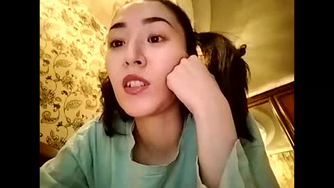 Effy online show from 11.13.25