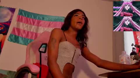 effy_marinn online show from 01.05.26