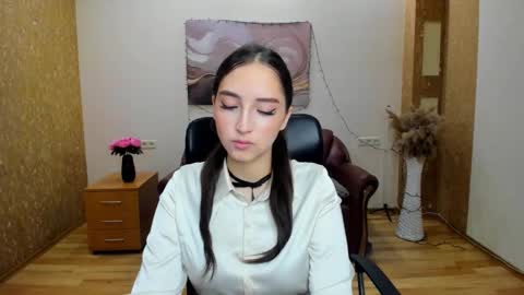 Effy Royse online show from 02.11.26