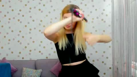 Effy online show from 12.06.24