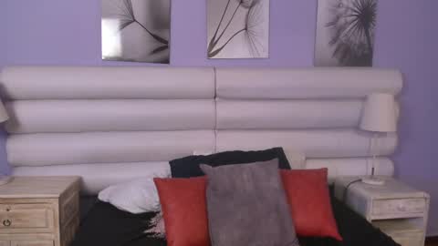    online show from 03.03.25