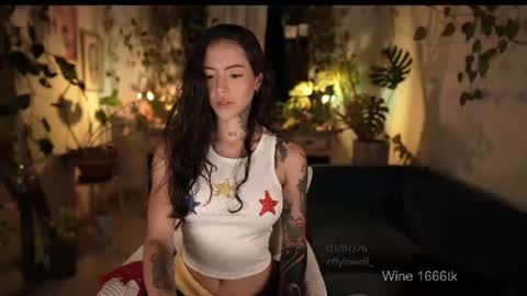 Effy online show from 07.04.26