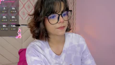  E F F Y  online show from 12.04.24