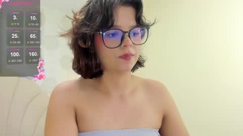  E F F Y  online show from 12.26.24