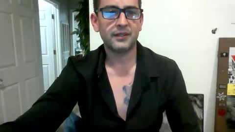 Snapshot of eguevara555500 chatting on 04.29.26 SilverBulture online show from 04.29.26