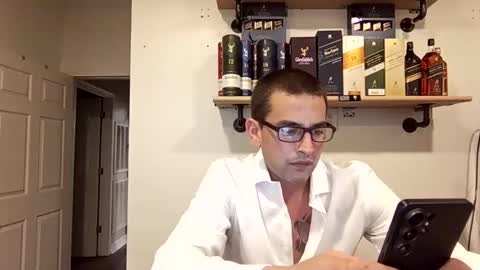 Snapshot of eguevara555500 chatting on 05.06.26 SilverBulture online show from 05.06.26