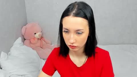 eileenmoores online show from 02.26.26