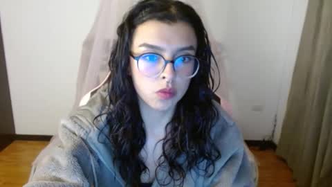 Snapshot of eilynro7 chatting on 09.10.25 eilynro7 online show from 09.10.25