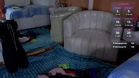 EimmyAdams online show from 10.29.25