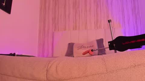 eimy online show from 10.28.25