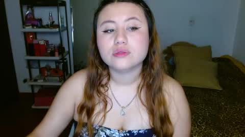 EIMY   MODEL INDEPENDENT online show from 12.07.24