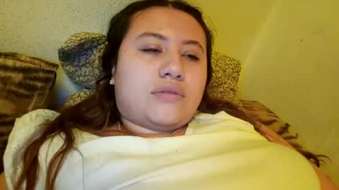 EIMY   MODEL INDEPENDENT online show from 12.10.24