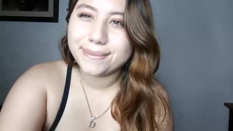 EIMY   MODEL INDEPENDENT online show from 12.22.24