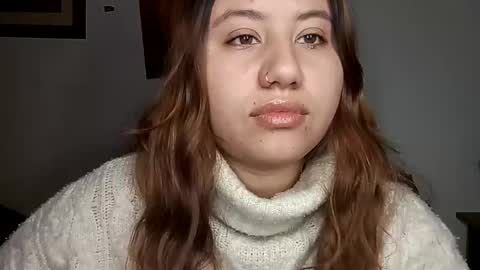 EIMY   MODEL INDEPENDENT online show from 01.08.25