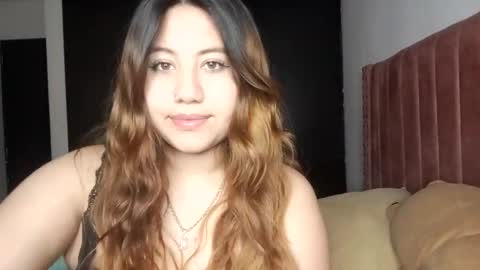 EIMY   MODEL INDEPENDENT online show from 02.09.25