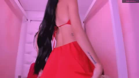 Snapshot of eimy_skinny chatting on 04.28.26 eimy online show from 04.28.26