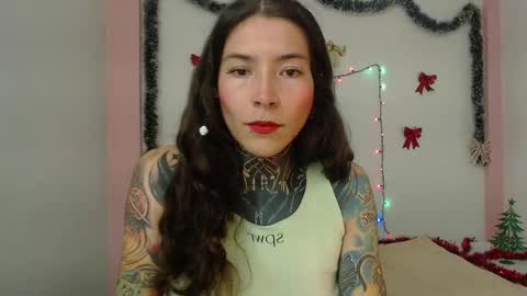 Snapshot of eimytatto_ chatting on 12.04.24 Carla online show from 12.04.24
