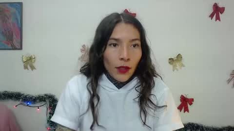 Snapshot of eimytatto_ chatting on 12.31.24 Carla online show from 12.31.24