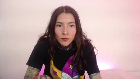 Snapshot of eimytatto_ chatting on 01.19.25 Carla online show from 01.19.25