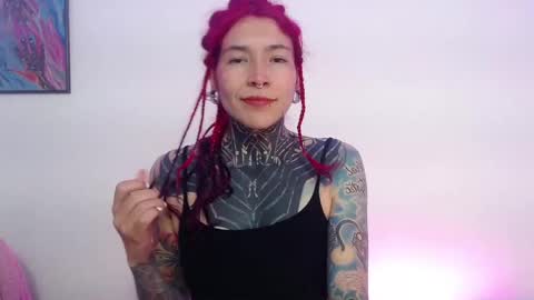 Snapshot of eimytatto_ chatting on 01.24.25 Carla online show from 01.24.25