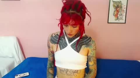 Snapshot of eimytatto_ chatting on 02.21.25 Carla online show from 02.21.25